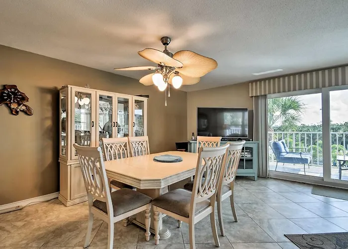 Pool Access! Indian Shores Beachfront *